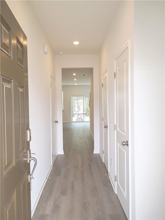 Building Photo - 124 Hazel Dr