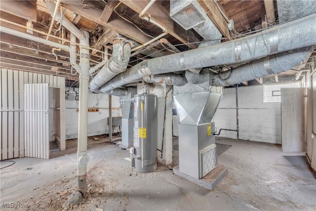 Building Photo - 16115 Arcade Ave
