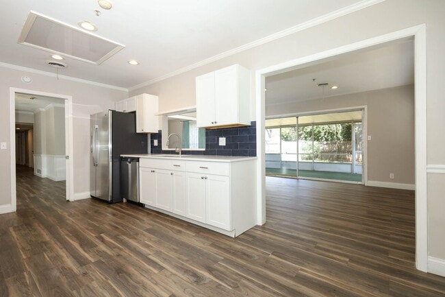 Building Photo - Spacious 4/2 in Maitland's English Estates!