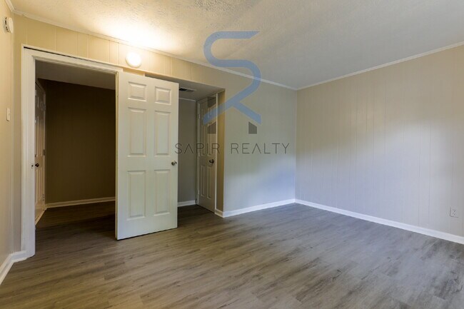 Building Photo - 6926 Vesta Brook Dr