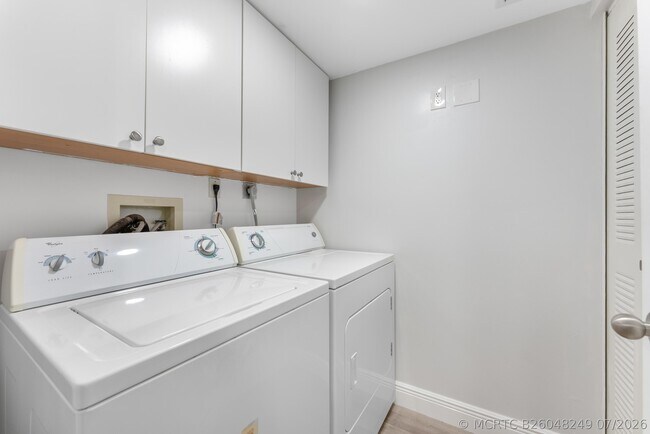 Building Photo - 14500 Stirling Way