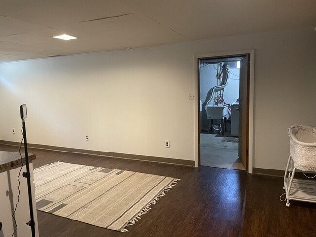 Building Photo - 2868 Dayton Dr