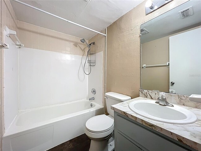 Building Photo - 4223 Parkside Dr