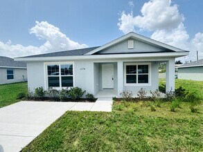 Building Photo - 6574 SE 108 Ln