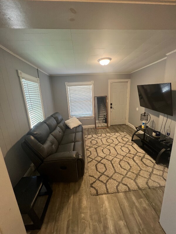 Building Photo - 283 Grand Ave