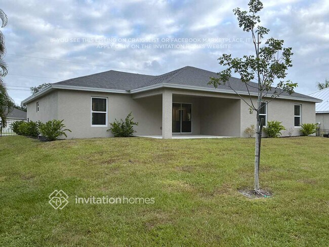 Building Photo - 550 Encarnacion St