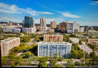 Building Photo - 9001 SW 77th Ave
