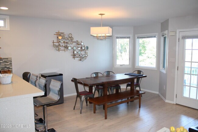 Building Photo - 42 Oceanview Ave
