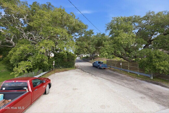 Building Photo - 312 Burley Dr