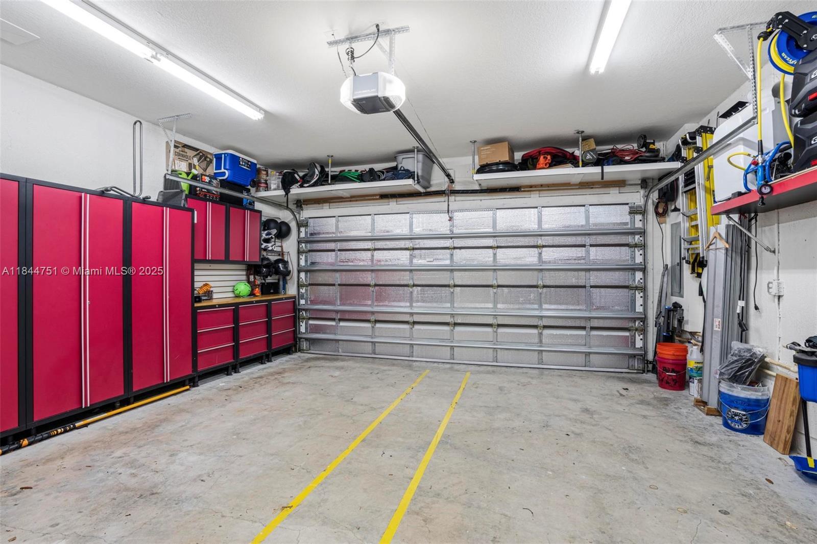 Building Photo - 12125 Vaquero Trails Dr