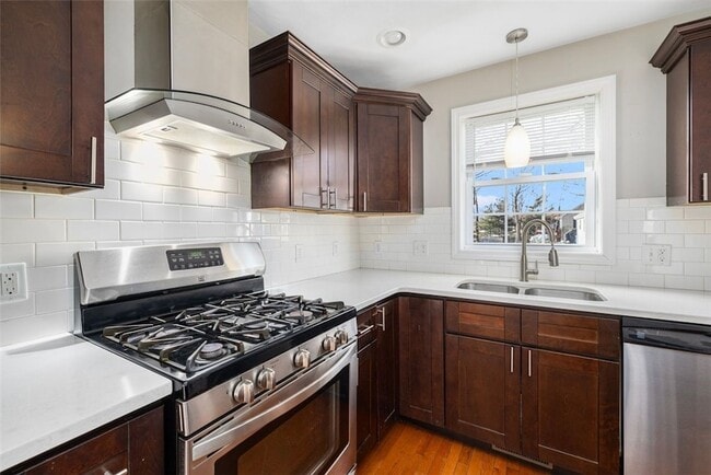 Building Photo - 227 Marshall Ave