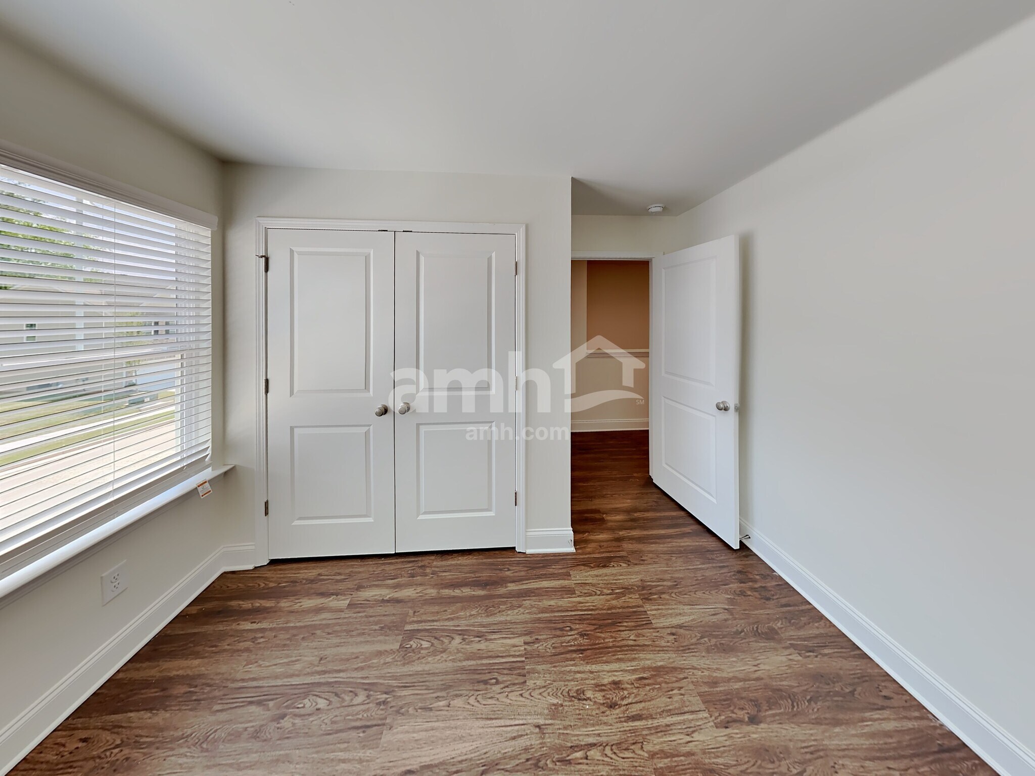 Building Photo - 412 Tributary Ln