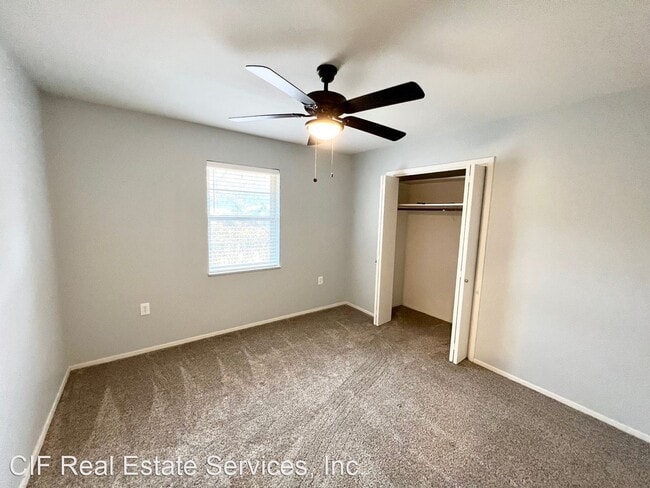 Building Photo - 3 br, 2 bath House - 3407 Oakridge Ln.