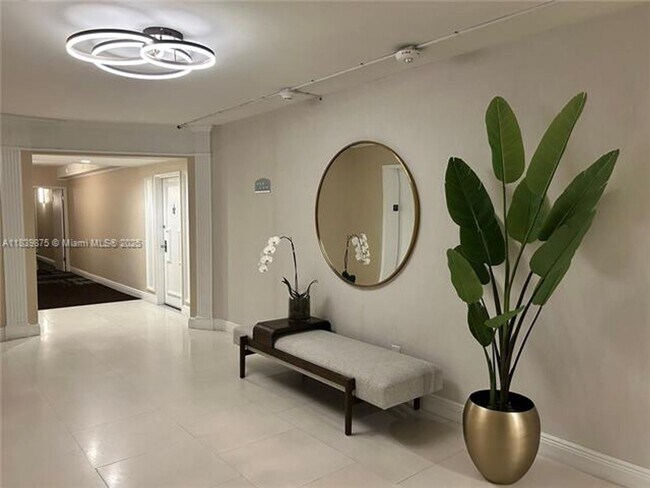 Building Photo - 5600 Collins Ave