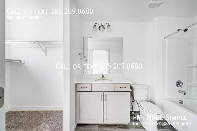 Building Photo - 3826 Orinda Dr