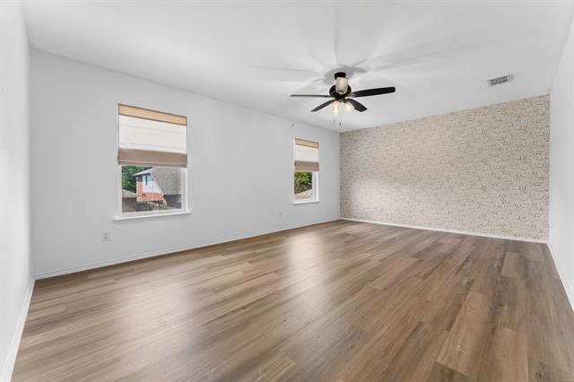 Building Photo - 1725 Trego Dr