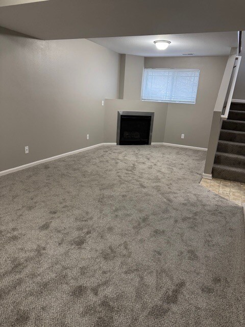 Building Photo - 11002 Girard St