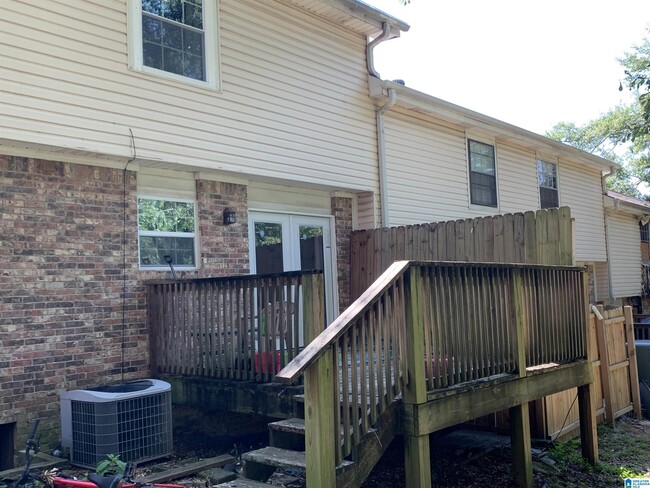 Building Photo - 2752 Southbury Cir