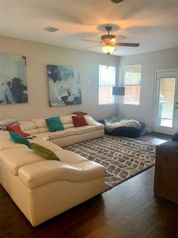 Building Photo - 9628 Anns Way