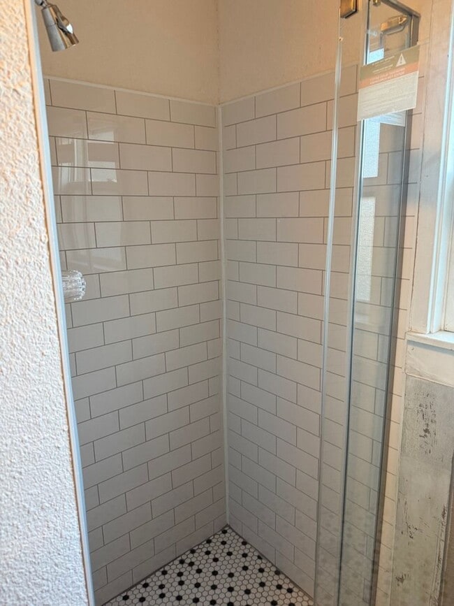 Building Photo - Grand Yuba City 1x1 Coming Available