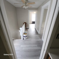 Building Photo - 724 Augustus Pl