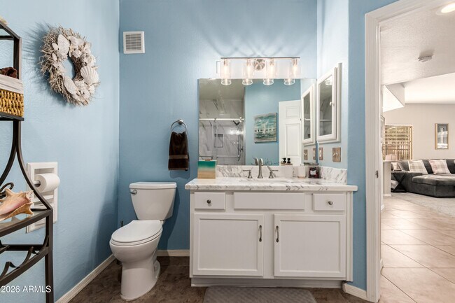 Building Photo - 10030 W Indian School Rd