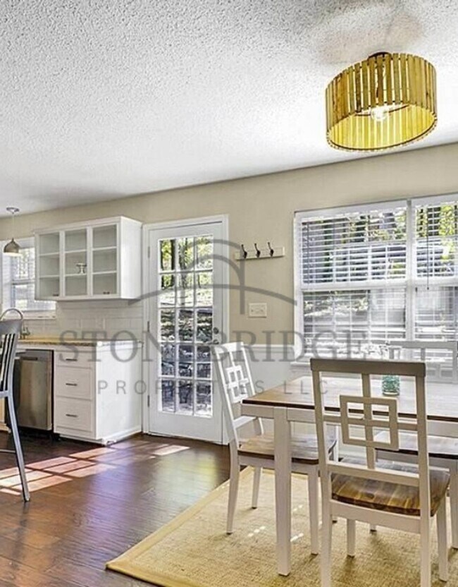 Building Photo - 4 bed, 3 bath in Alabaster