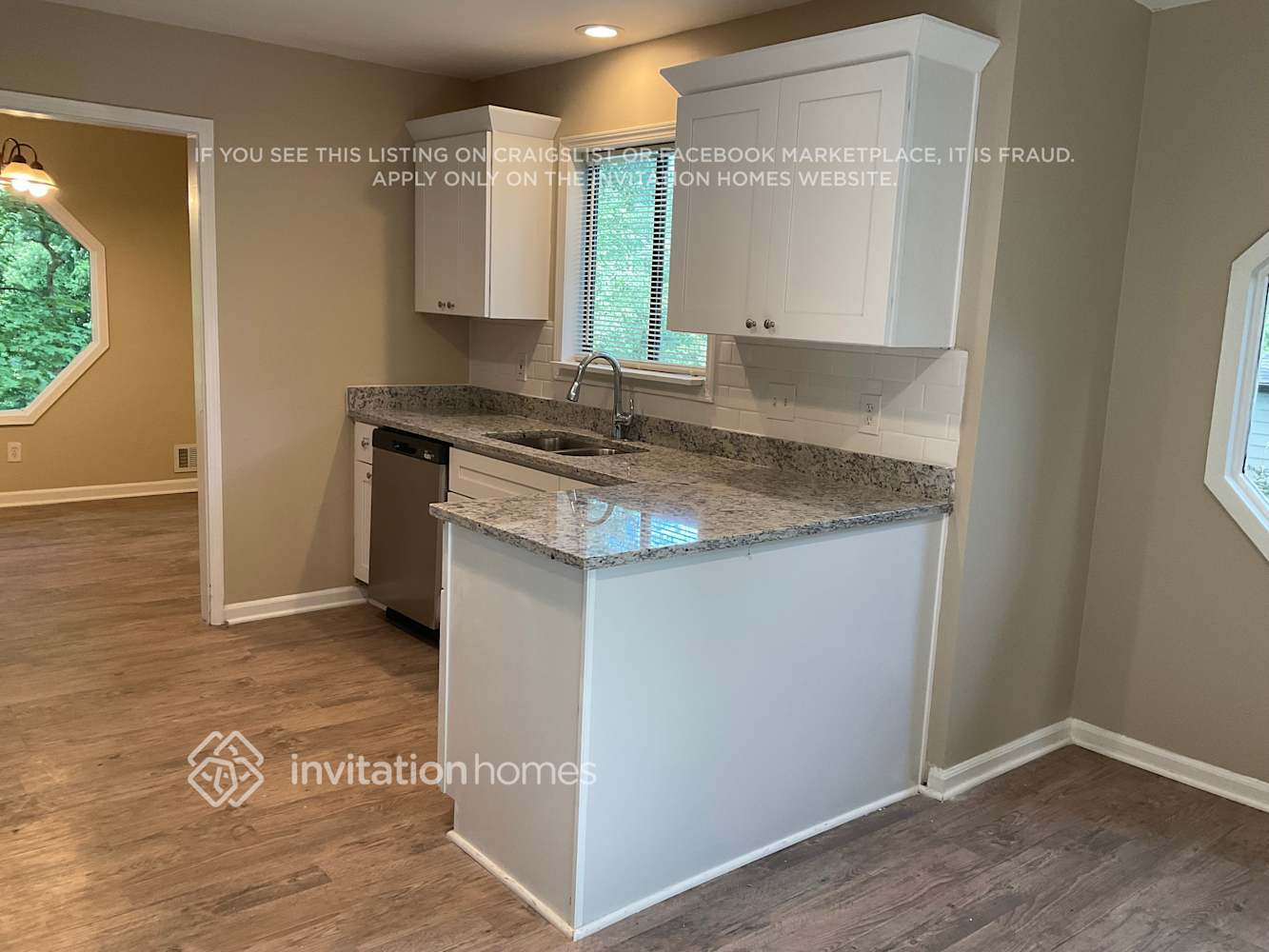 Building Photo - 2057 Kinridge Ct