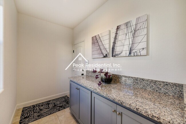 Building Photo - 4 Bedroom, 3 Bath Home in Rancho Cordova