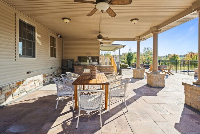 Building Photo - 45 Conklingtown Rd