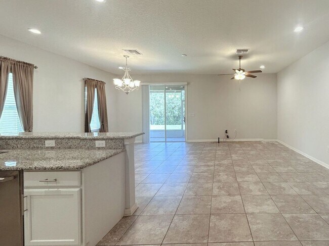 Building Photo - 1213 Grantham Dr