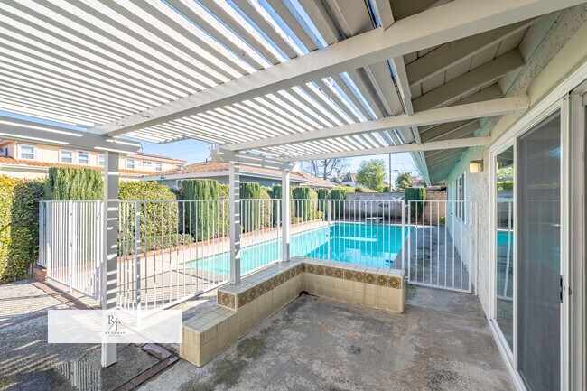 Building Photo - Quiet Cul-De-Sac Living with Pool – Arcadia Unified Schools