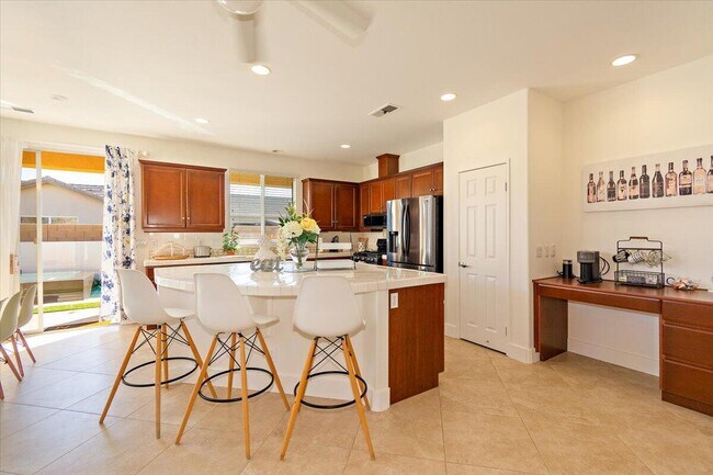 Building Photo - 47450 Manteca Ct