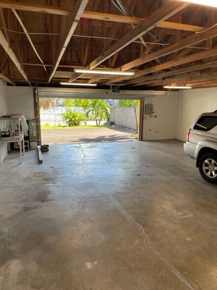 Building Photo - 1513 SW 17th St