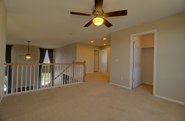 Building Photo - 9202 Royal Melbourne Cir
