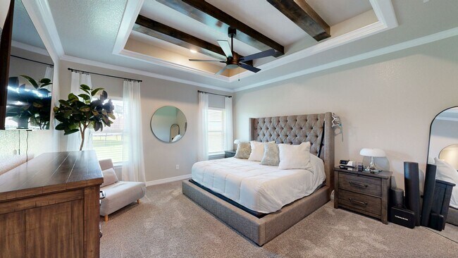 Building Photo - SOLAR PANEL 4 BEDROOM HOME  IN HERITAGE OAKS!