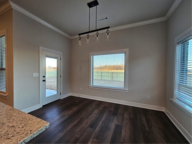 Building Photo - 1450 Sessile Oak Wy
