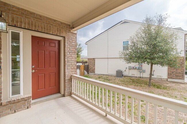 Building Photo - 13803 Laramie Hill