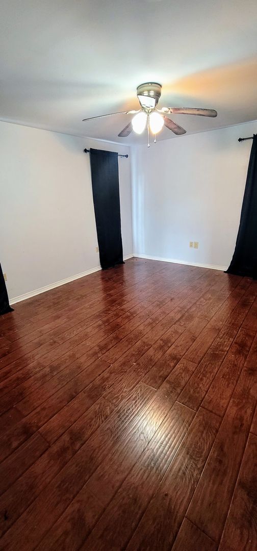 Building Photo - 13932/13934 Azalea Park Ave