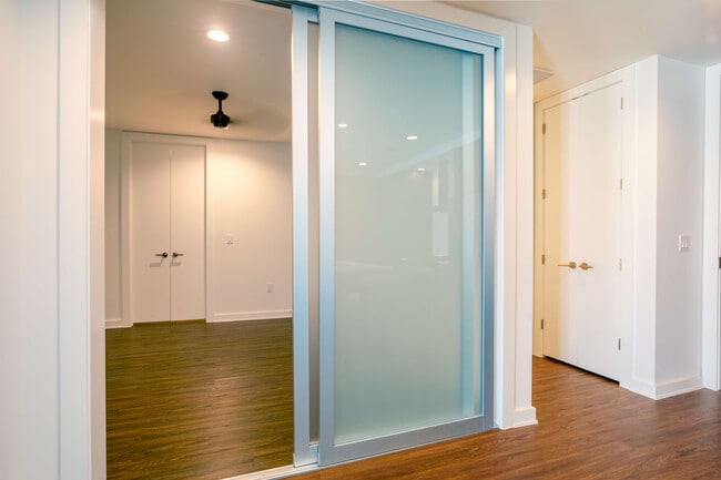 G Floorplan Room Entry - St. Andrie