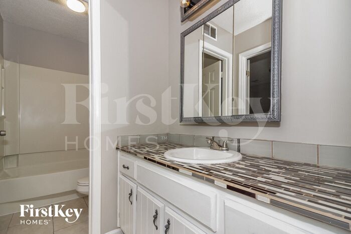 Building Photo - 4160 Sassafras River Dr