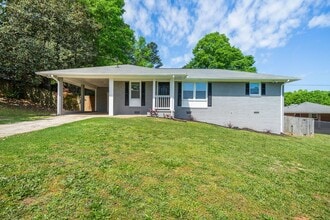 Building Photo - 6030 Wedgewood Dr SW