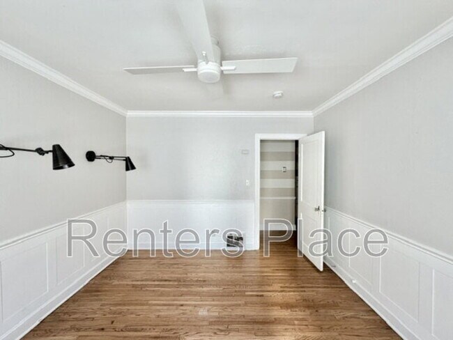 Building Photo - 1531 S Gary Pl