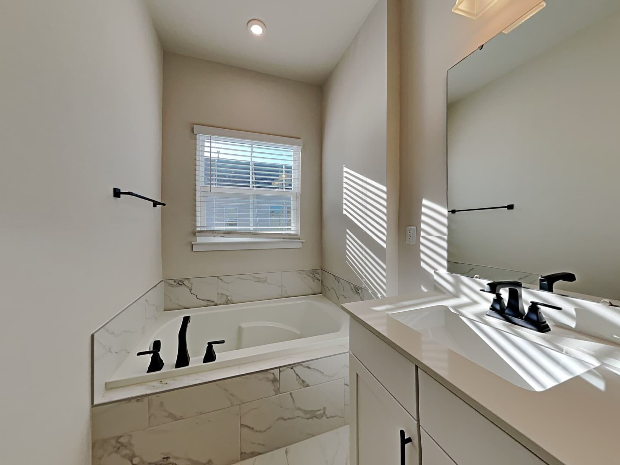 Building Photo - 1508 Aspire St