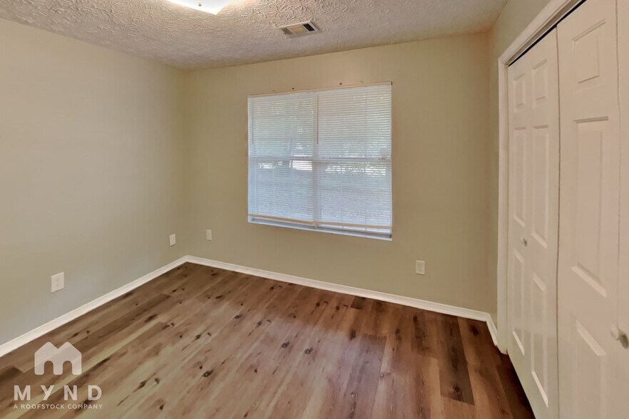Building Photo - 20 Countryside Ln