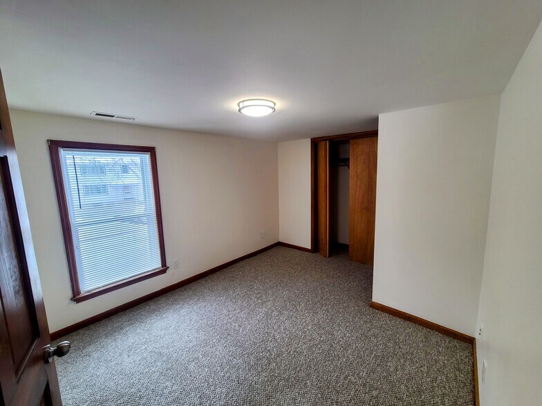 Bedroom - 137 Long Hill Ave