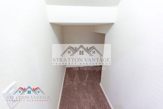 Building Photo - 21139 E Cherrywood Dr