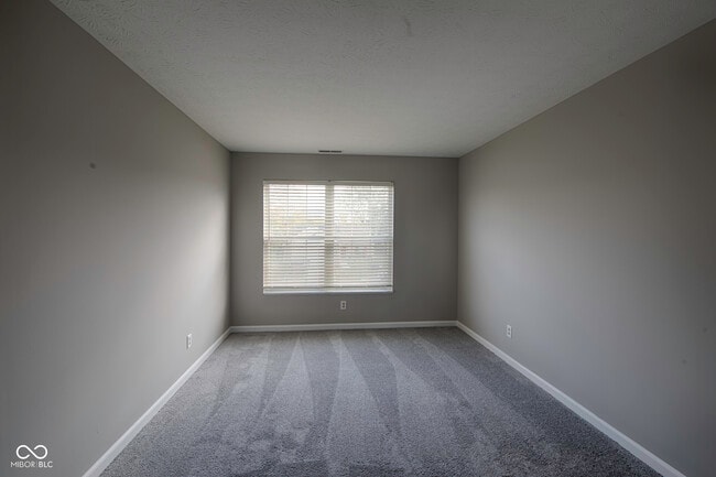 Building Photo - 7866 Sergi Canyon Dr