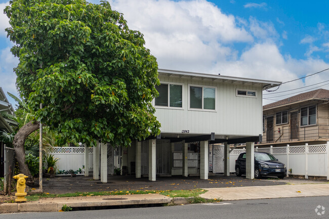 Building Photo - 2842 Kaimuki Ave