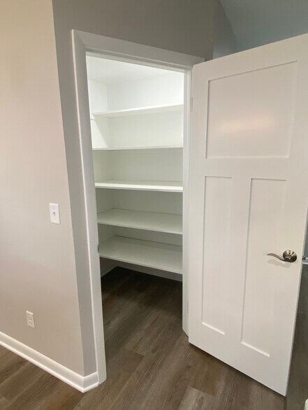 Walk-in Pantry - 144 Main St